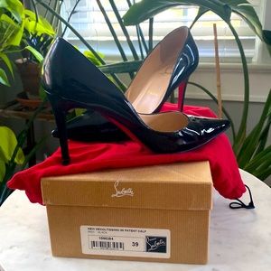 Christian Louboutin black Patent Calf Leather pumps
